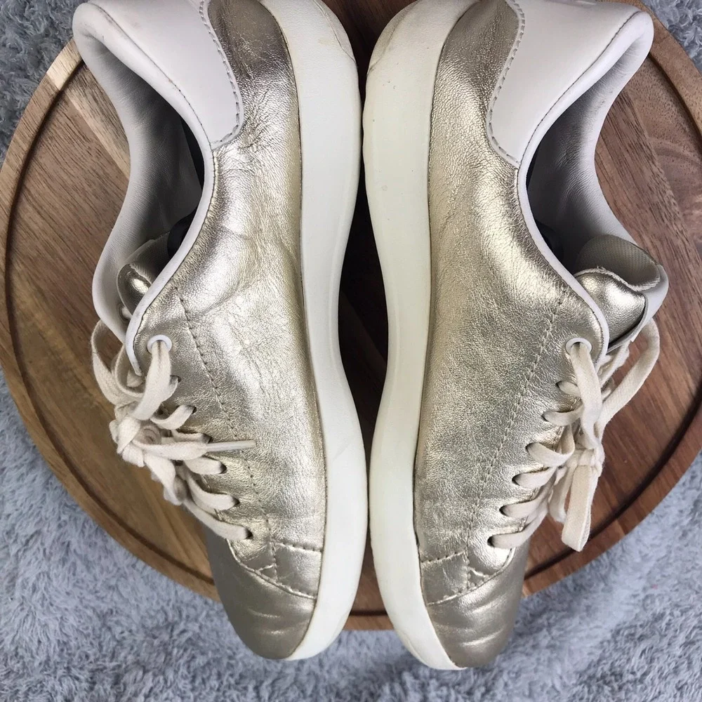 Cole Haan Grand Pro Tennis Shoe Womens 9B Metallic Gold Leather Lace Up Sneakers